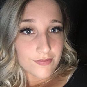 Meet your Posher, Desirae